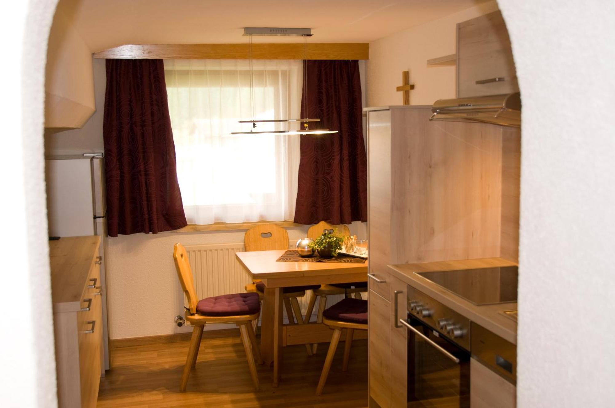Апартаменты Haus Astoria Санкт-Леонхард-им-Пицталь Экстерьер фото