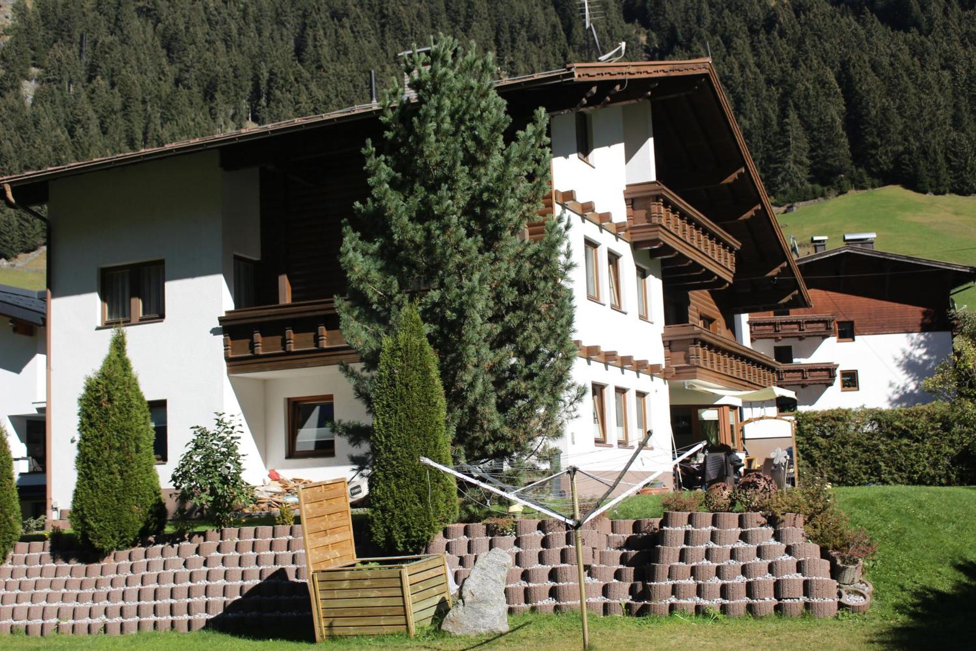 Апартаменты Haus Astoria Санкт-Леонхард-им-Пицталь Экстерьер фото